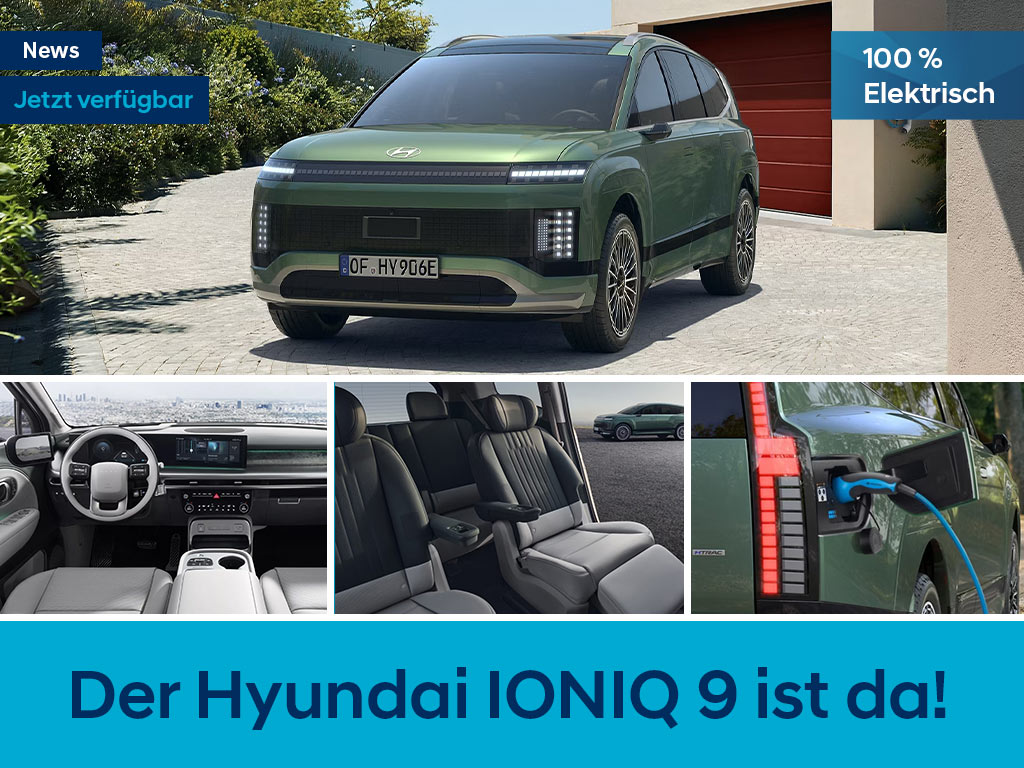 Das Bild zeigt den neuen Hyundai IONIQ 9. Das Auto ist ein großes Auto. Man sieht das hellgraue Lenkrad, die luxuriösen drehbaren Einzelsitze in der zweiten Reihe und den Stelle am Auto, wo man es an eine Ladesäule anschließen kann.
